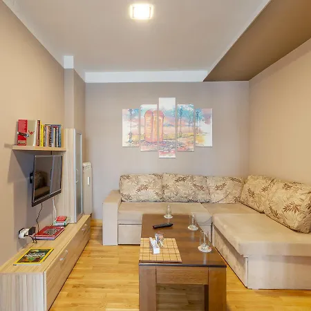 Apartment Downtown Old Avenue 56 Sofia