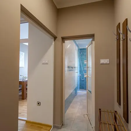 Downtown Old Avenue 56 Apartment Sofia